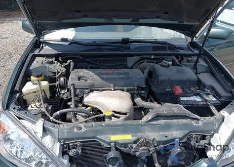 2003 Toyota Camry Xle z USA, uszkodzony, nr VIN 4T1BE30K73U761484